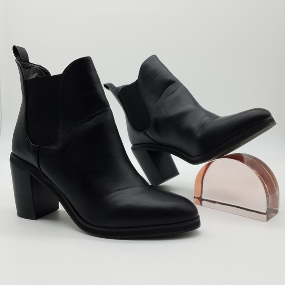 Lavish Shoes - Aus 9 Lavish Black Faux Leather Heeled Boots